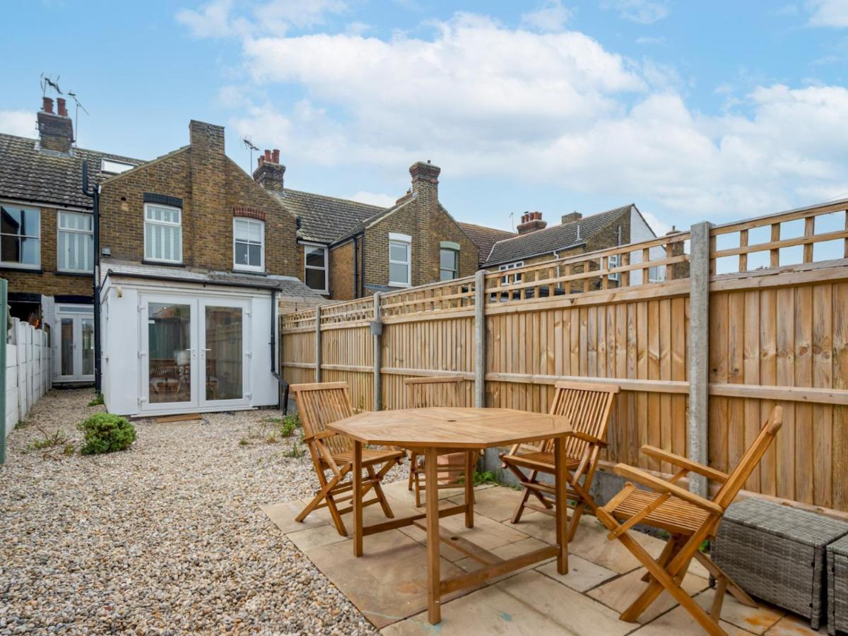 Pass The Keys 3 Bed Scandi Heaven Minutes From The Beach Whitstable Dış mekan fotoğraf